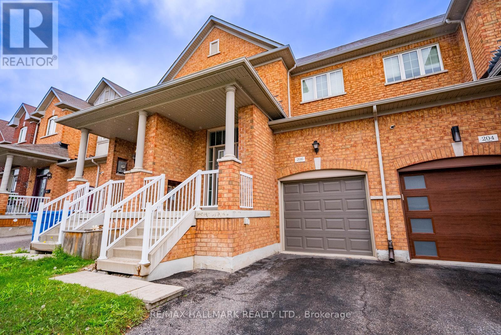 206 Lageer Drive, Whitchurch-Stouffville, Ontario  L4A 0X1 - Photo 2 - N13712290