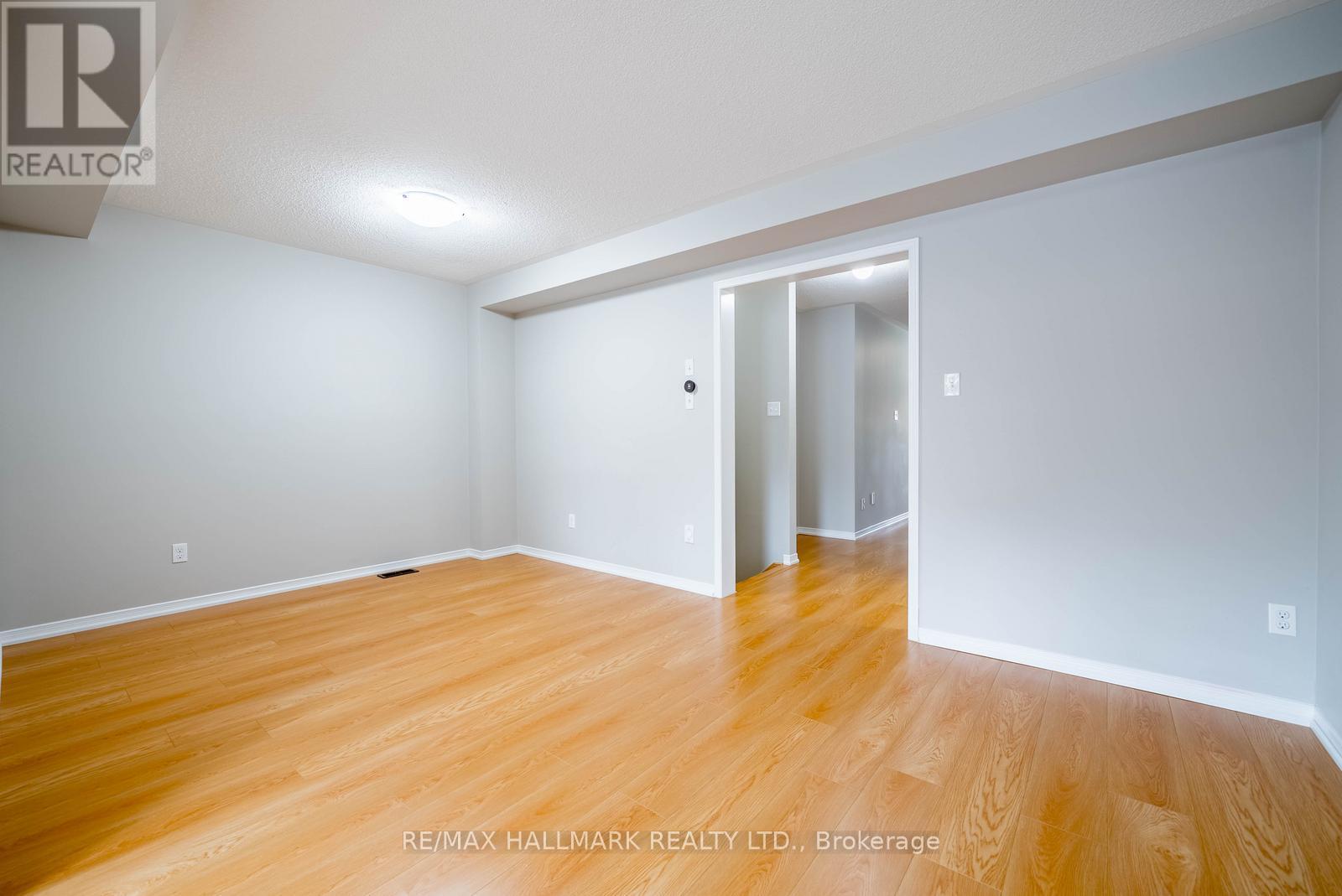 206 Lageer Drive, Whitchurch-Stouffville, Ontario  L4A 0X1 - Photo 8 - N13712290