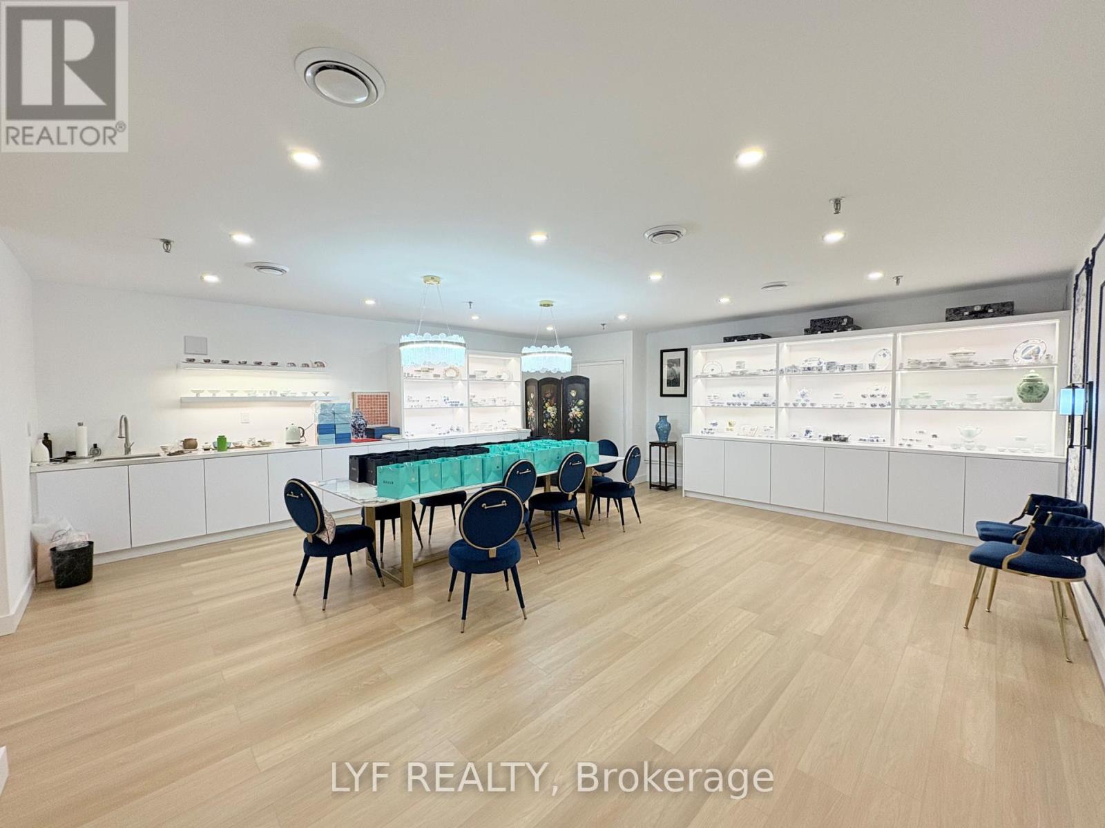 #20 - 90 Nolan Court, Markham, Ontario  L3R 4L9 - Photo 11 - N13712296