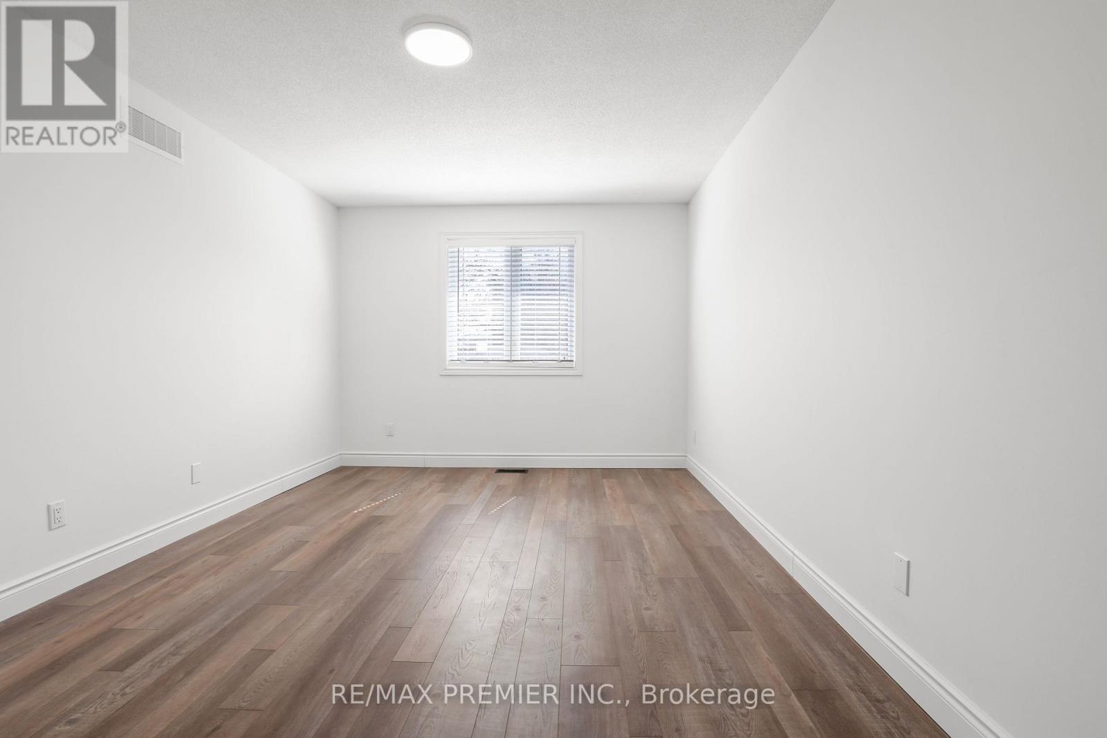 45 Roughley Street, Bradford West Gwillimbury, Ontario  L3Z 3B3 - Photo 16 - N13712318