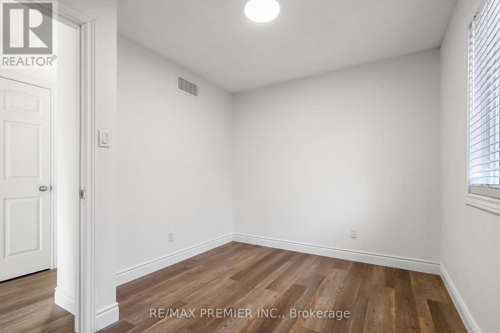 45 Roughley Street, Bradford West Gwillimbury, Ontario  L3Z 3B3 - Photo 19 - N13712318