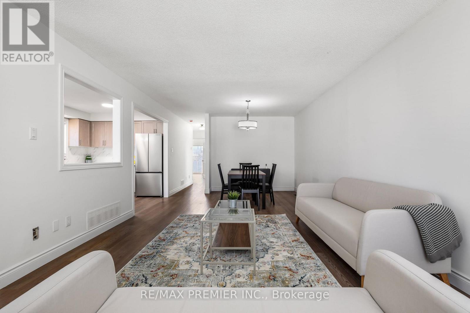 45 Roughley Street, Bradford West Gwillimbury, Ontario  L3Z 3B3 - Photo 8 - N13712318