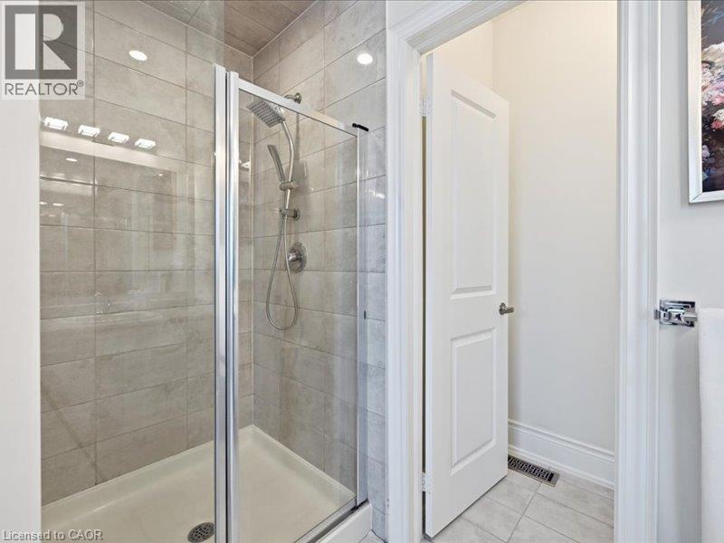 39 Avanti Crescent, Waterdown, Ontario  L8B 1W7 - Photo 24 - 40848382