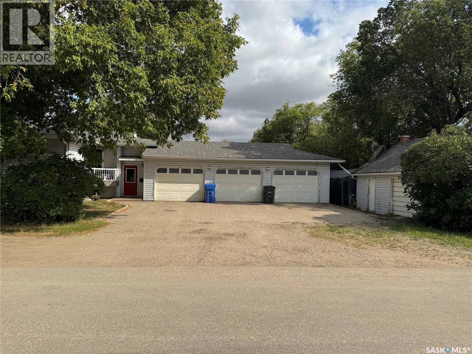 401 Poplar Street, Wolseley, Saskatchewan  S0G 5H0 - Photo 1 - SK046639
