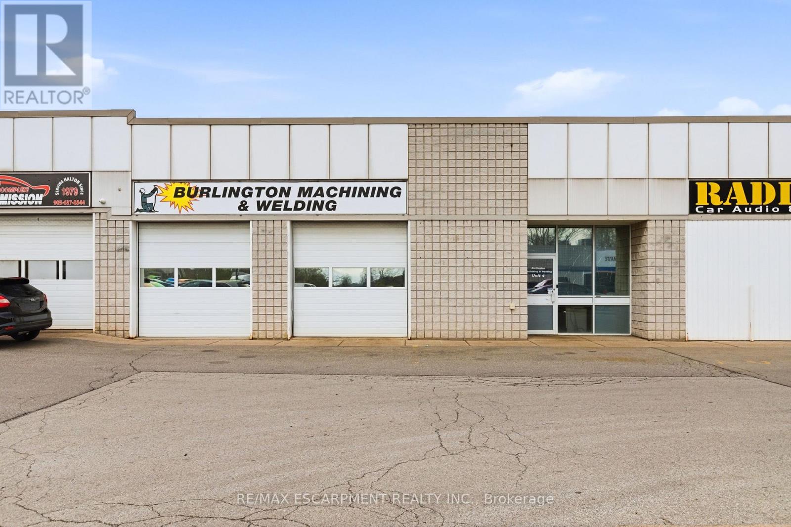 4 - 3485 HARVESTER ROAD, Burlington, Ontario