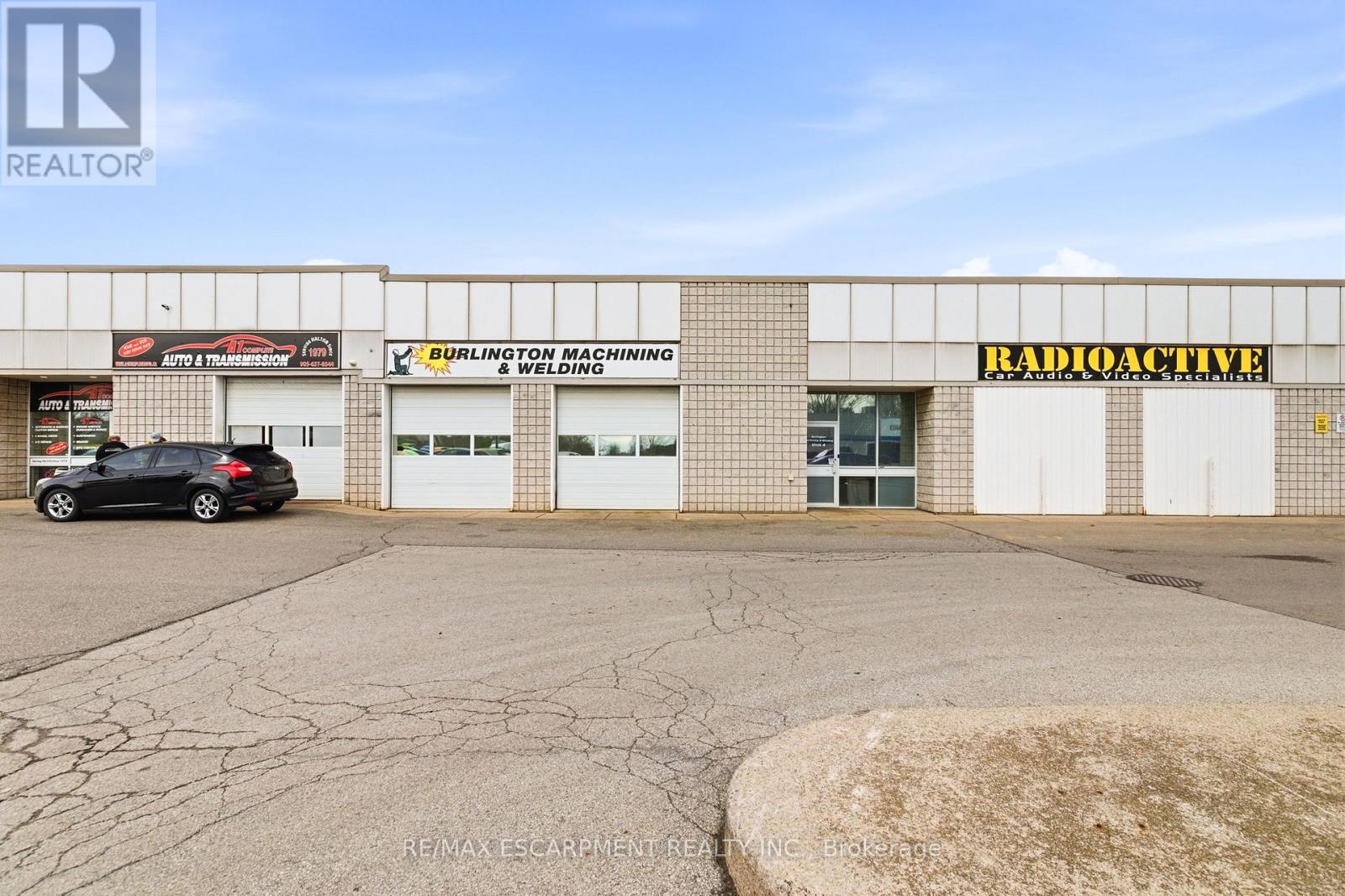 4 - 3485 Harvester Road, Burlington, Ontario  L7N 3T3 - Photo 2 - W13712312