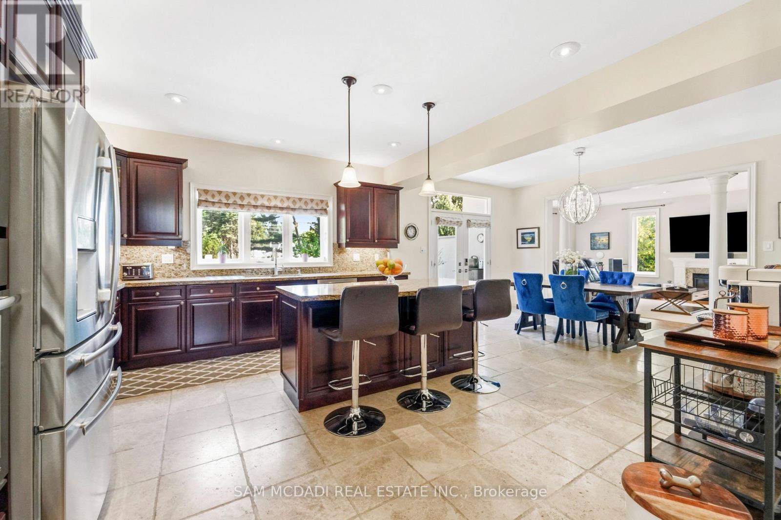 527 Meadow Wood Road, Mississauga, Ontario  L5J 2S4 - Photo 12 - W13712316