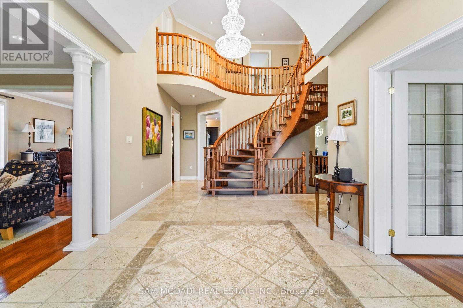 527 Meadow Wood Road, Mississauga, Ontario  L5J 2S4 - Photo 4 - W13712316