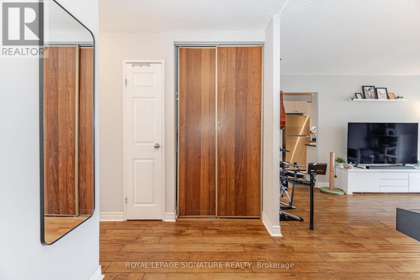 1003 - 3170 Kirwin Avenue, Mississauga, Ontario  L5A 3R1 - Photo 6 - W13712334