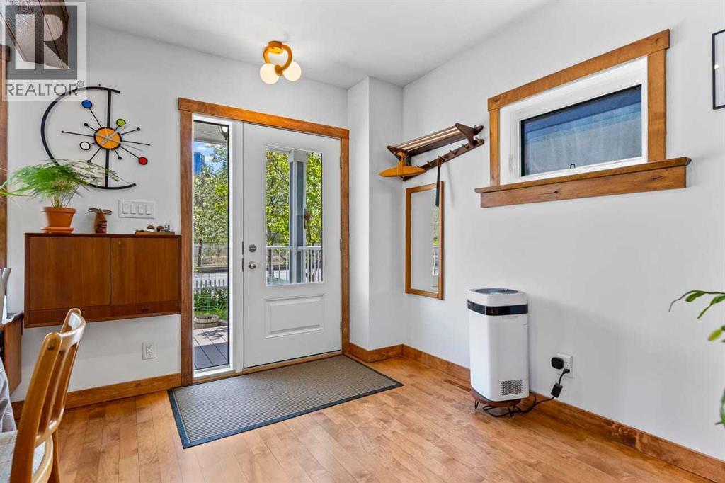 726 Memorial Drive NW, Calgary, Alberta  T2N 3C7 - Photo 3 - A2322864