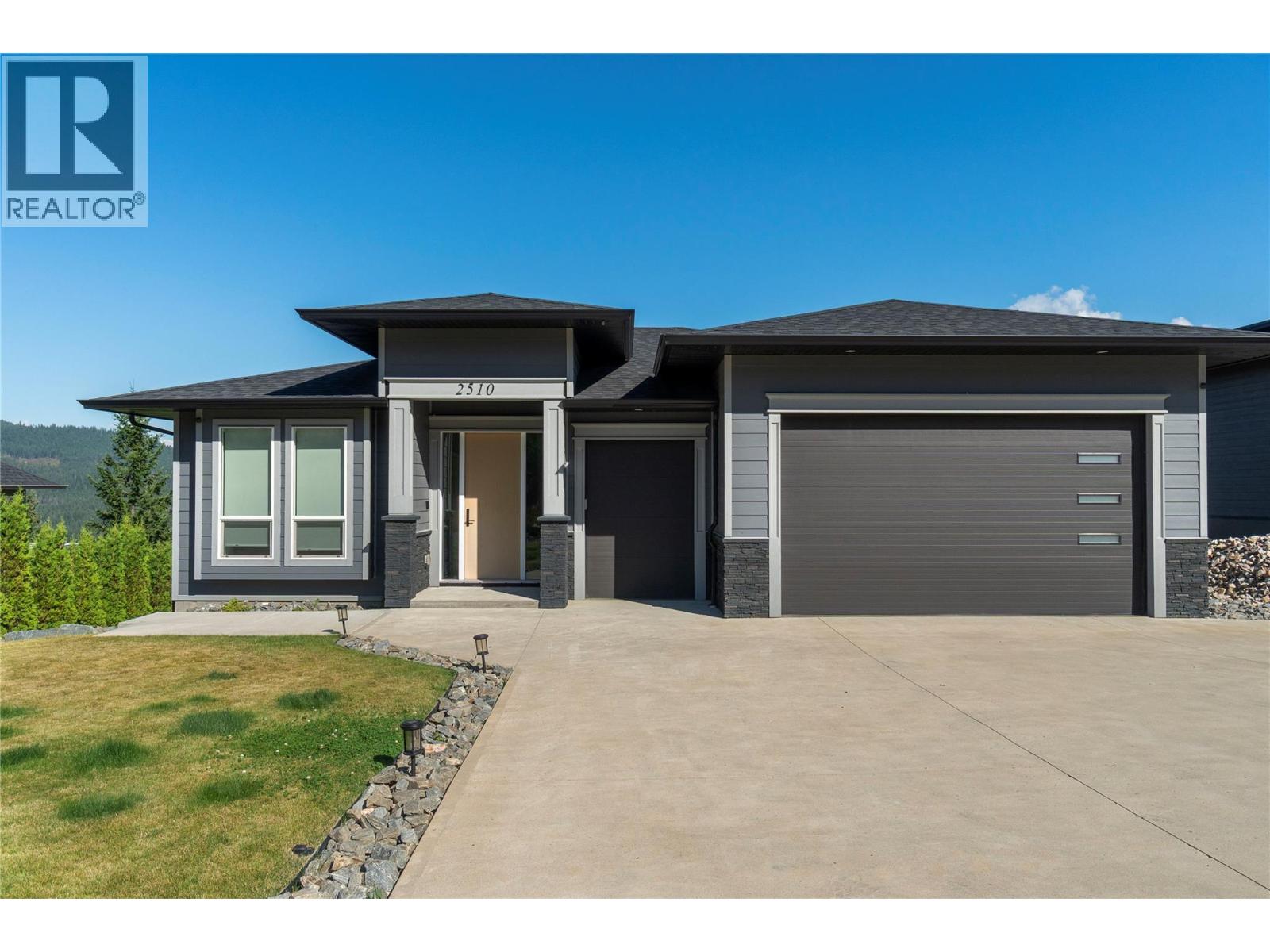 2510 Highlands Drive, Blind Bay, British Columbia