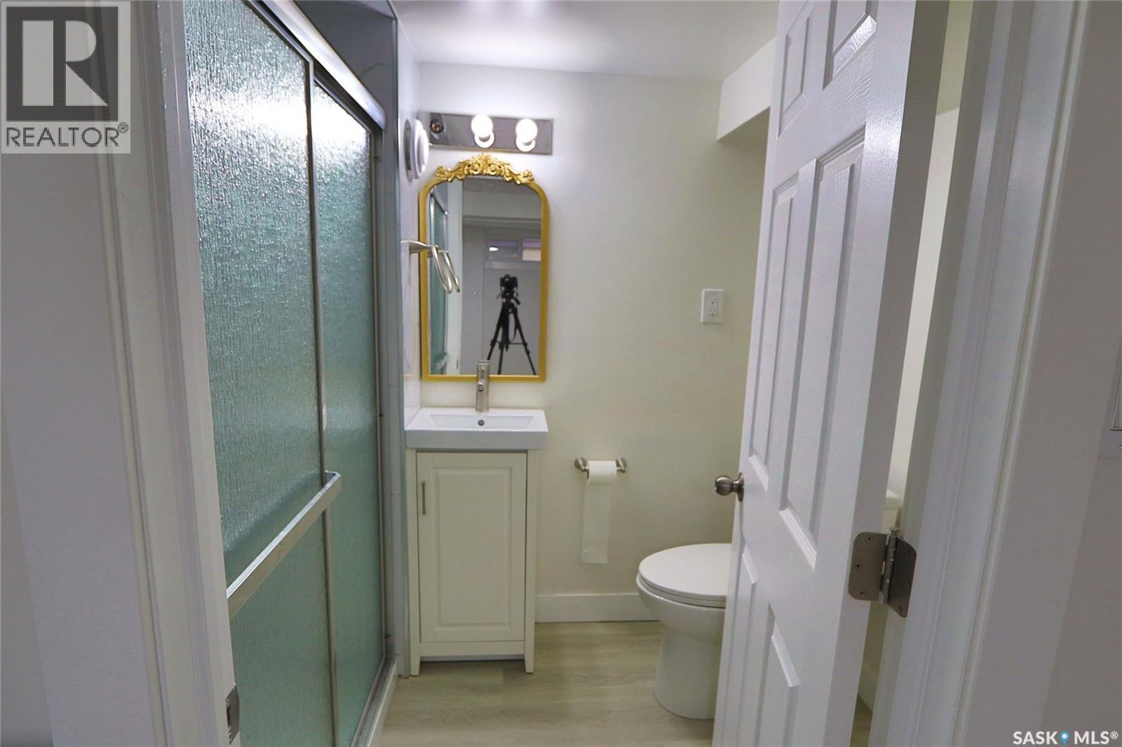 2039 Wallace Street, Regina, Saskatchewan  S4N 4A3 - Photo 13 - SK046607
