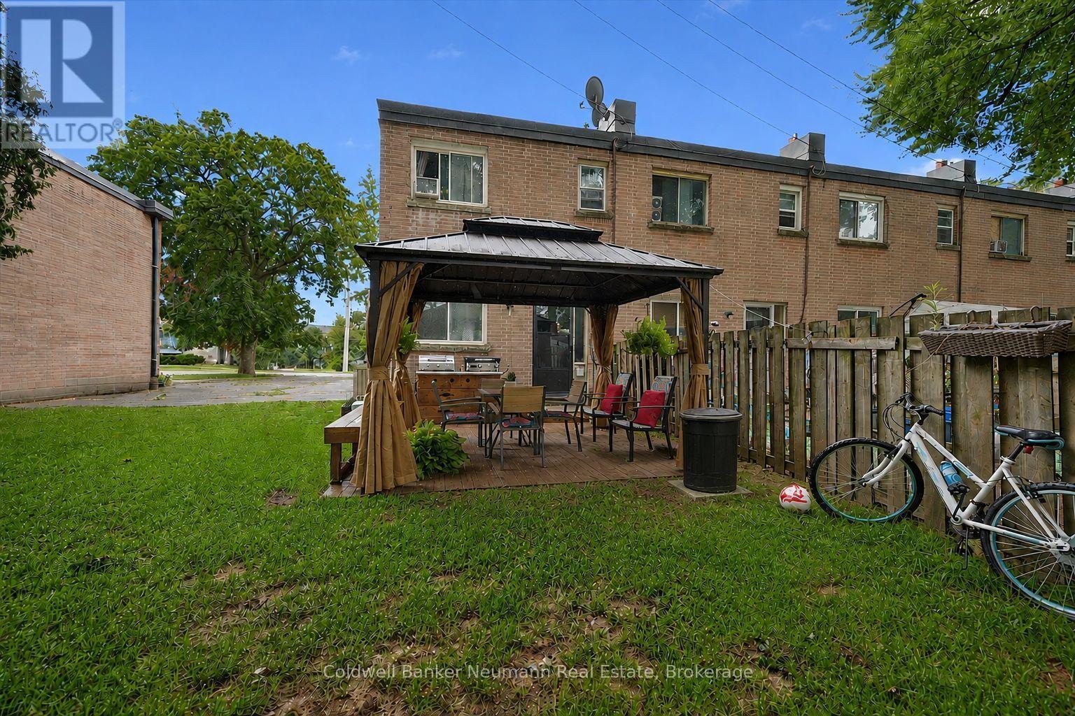 1561-1567 Queenston Road, Cambridge, Ontario  N3H 3L8 - Photo 16 - X13710780