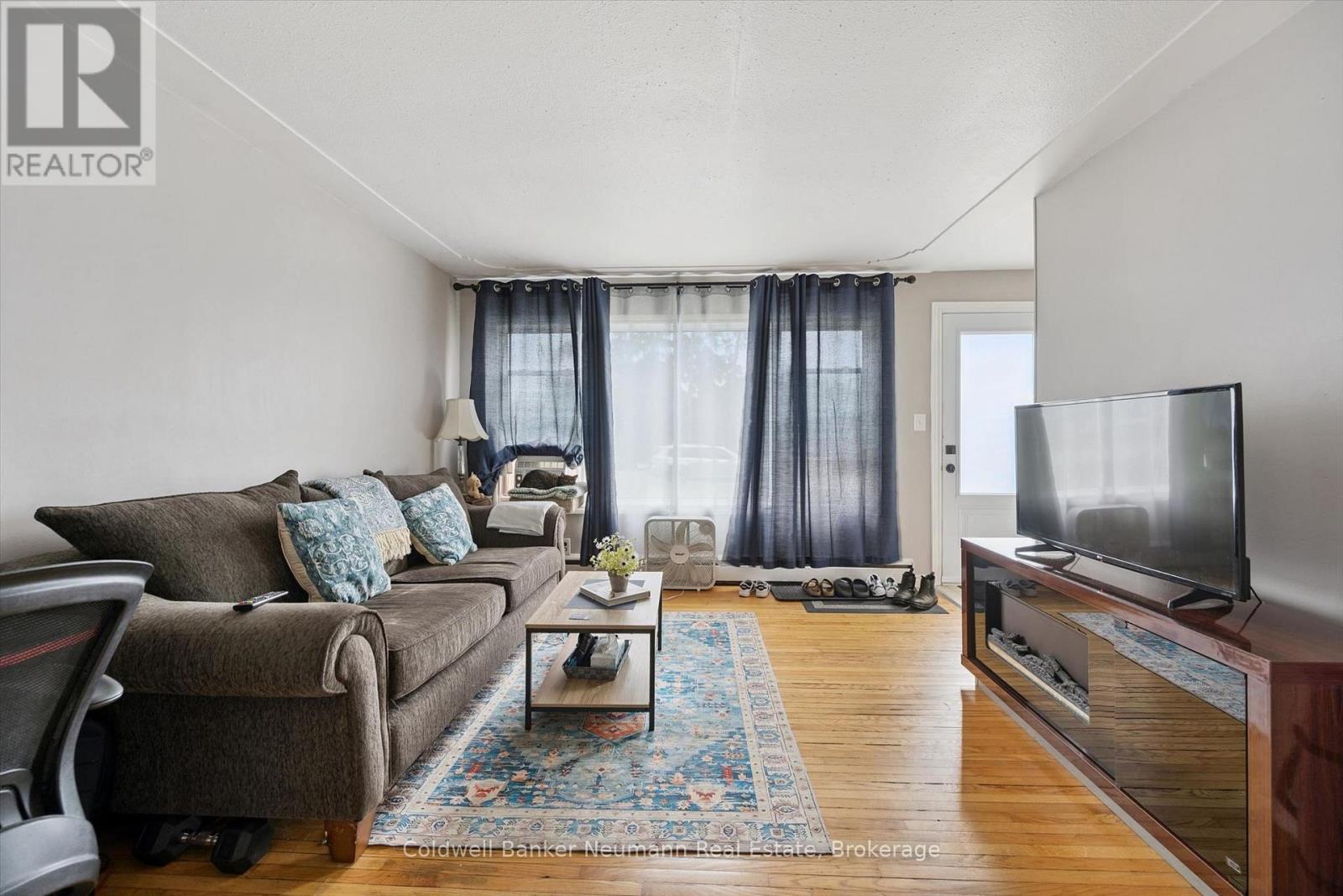 1561-1567 Queenston Road, Cambridge, Ontario  N3H 3L8 - Photo 12 - X13710780