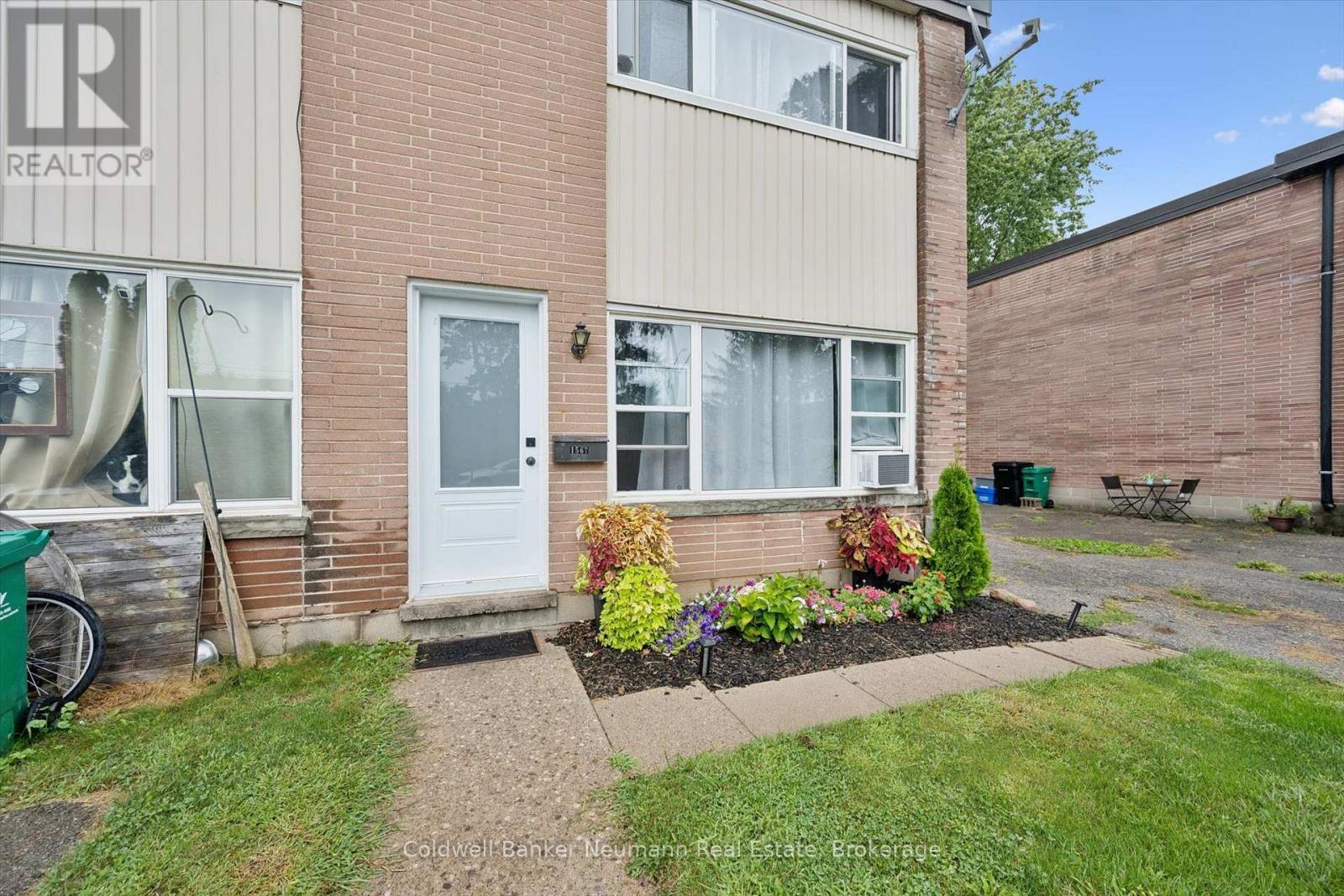 1561-1567 Queenston Road, Cambridge, Ontario  N3H 3L8 - Photo 5 - X13710780
