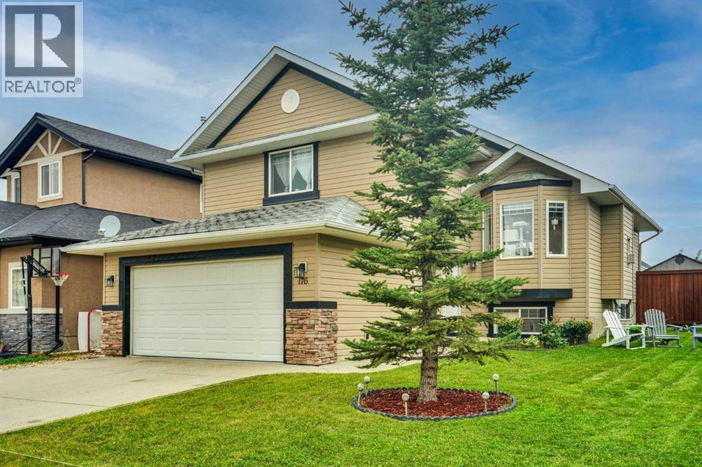 176 Sunset Heights, Crossfield, Alberta  T0M 0S0 - Photo 4 - A2339186
