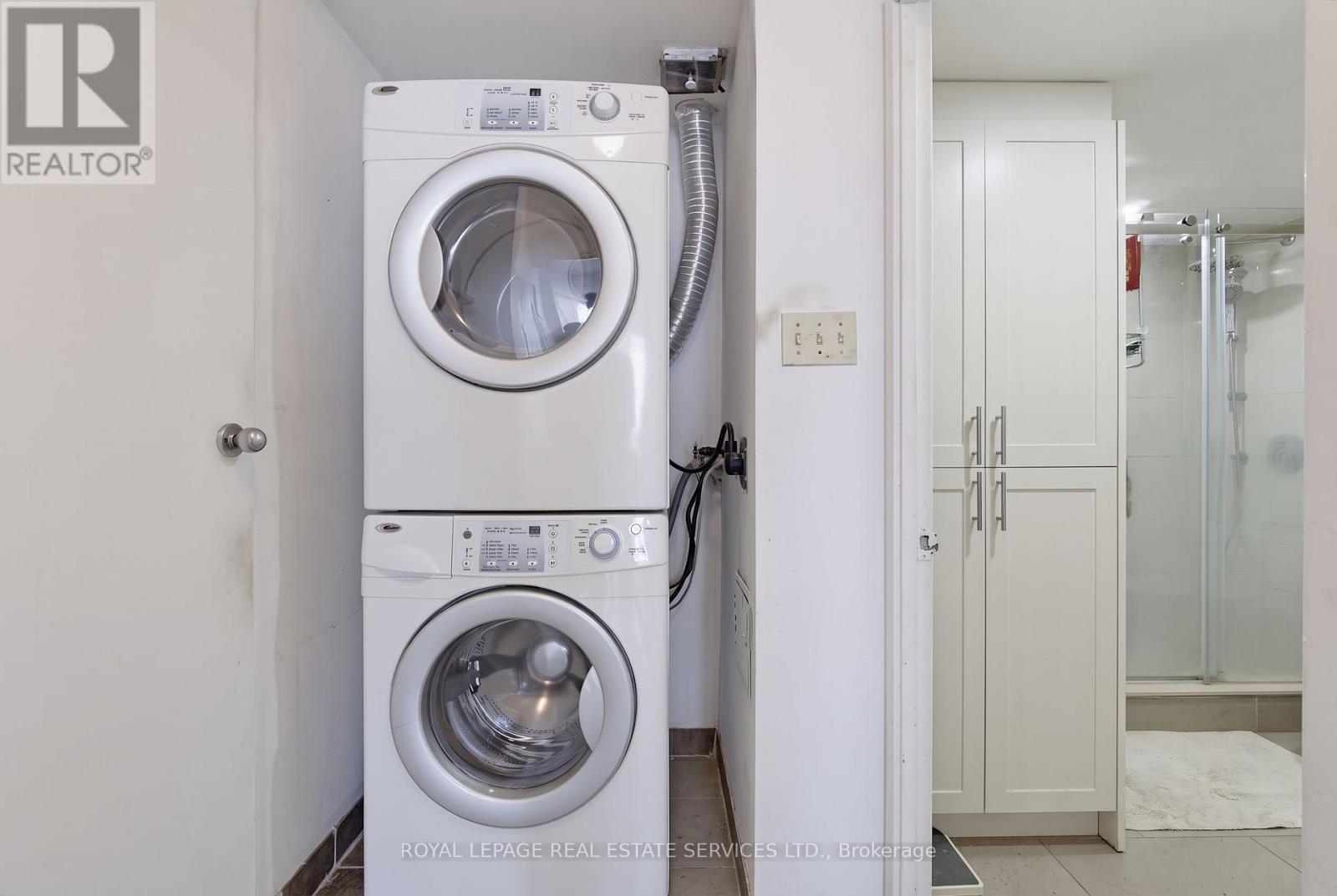 1212 - 75 King Street E, Mississauga, Ontario  L5A 4G5 - Photo 14 - W13712324