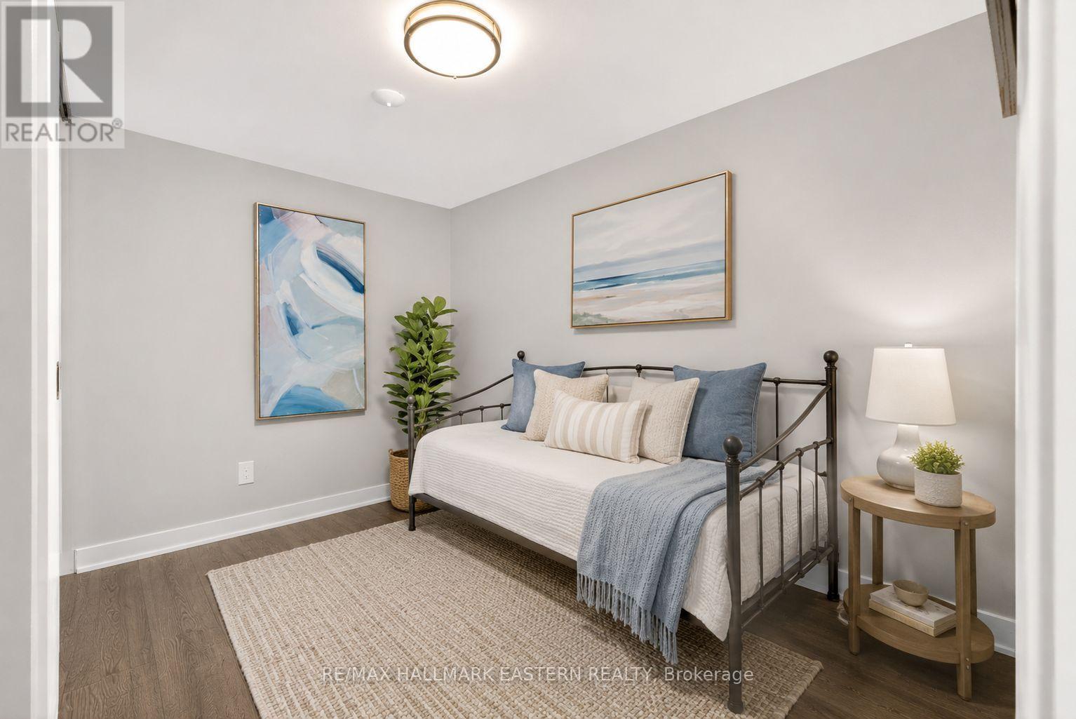 Th3 - 11 Superior Avenue, Toronto, Ontario  M8V 0A7 - Photo 3 - W13671108