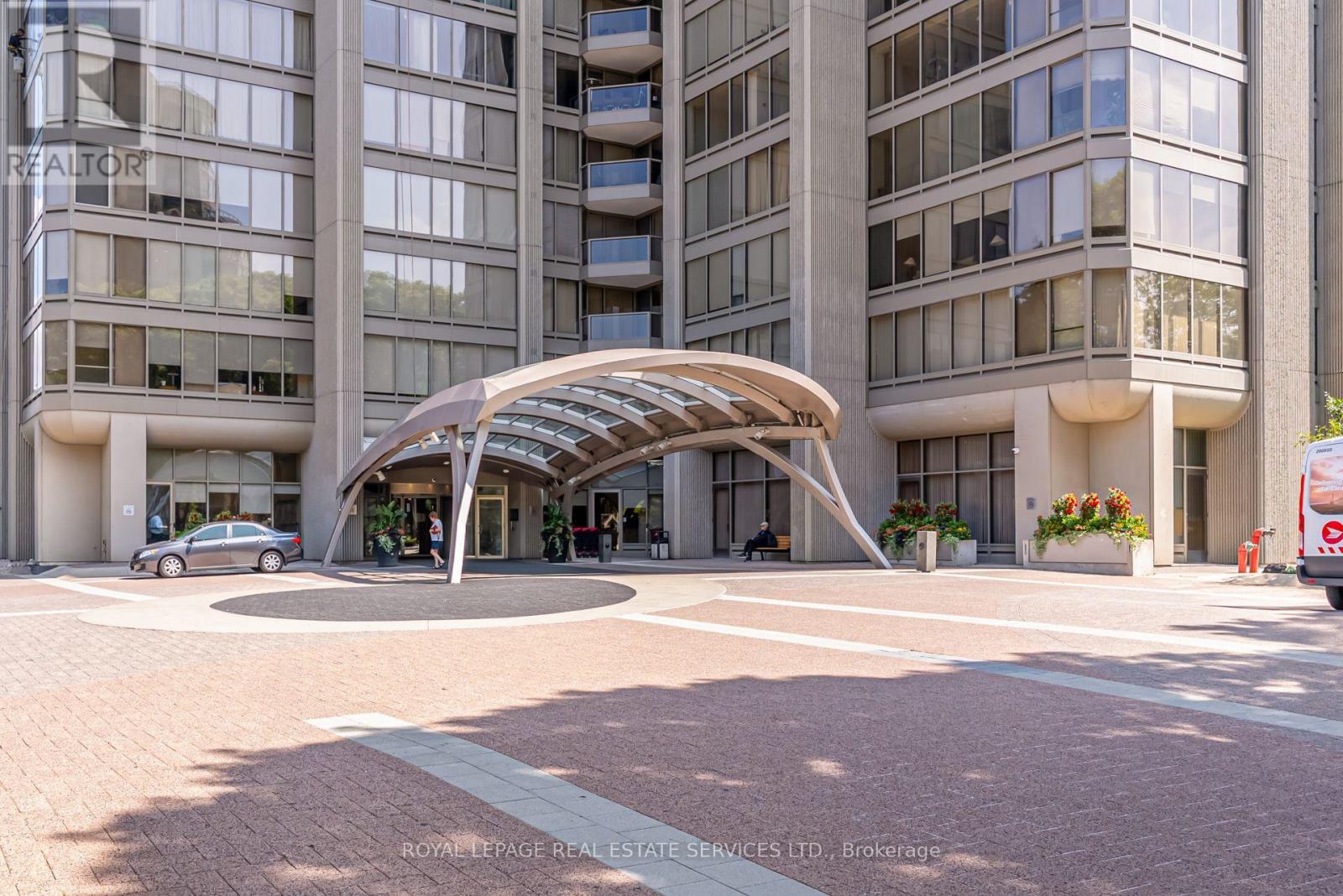 1610 - 2045 Lake Shore Boulevard W, Toronto, Ontario  M8V 2Z6 - Photo 3 - W13712352