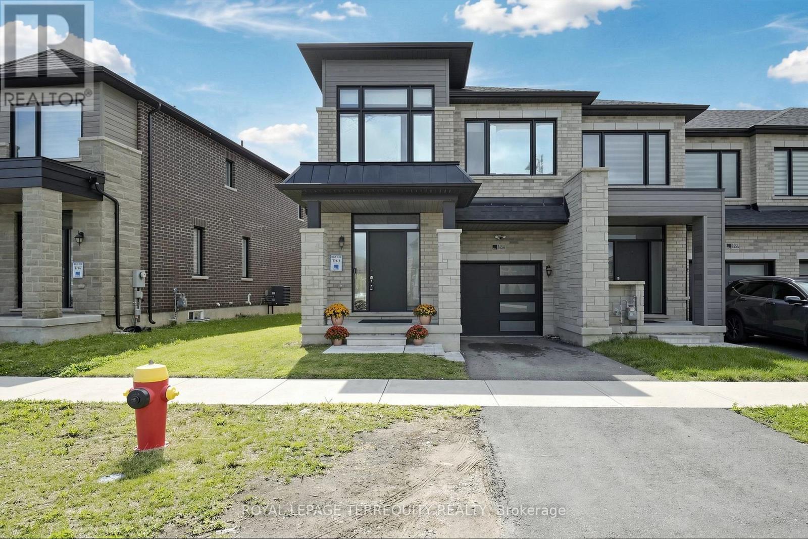 1456 ROSE WAY, Milton, Ontario