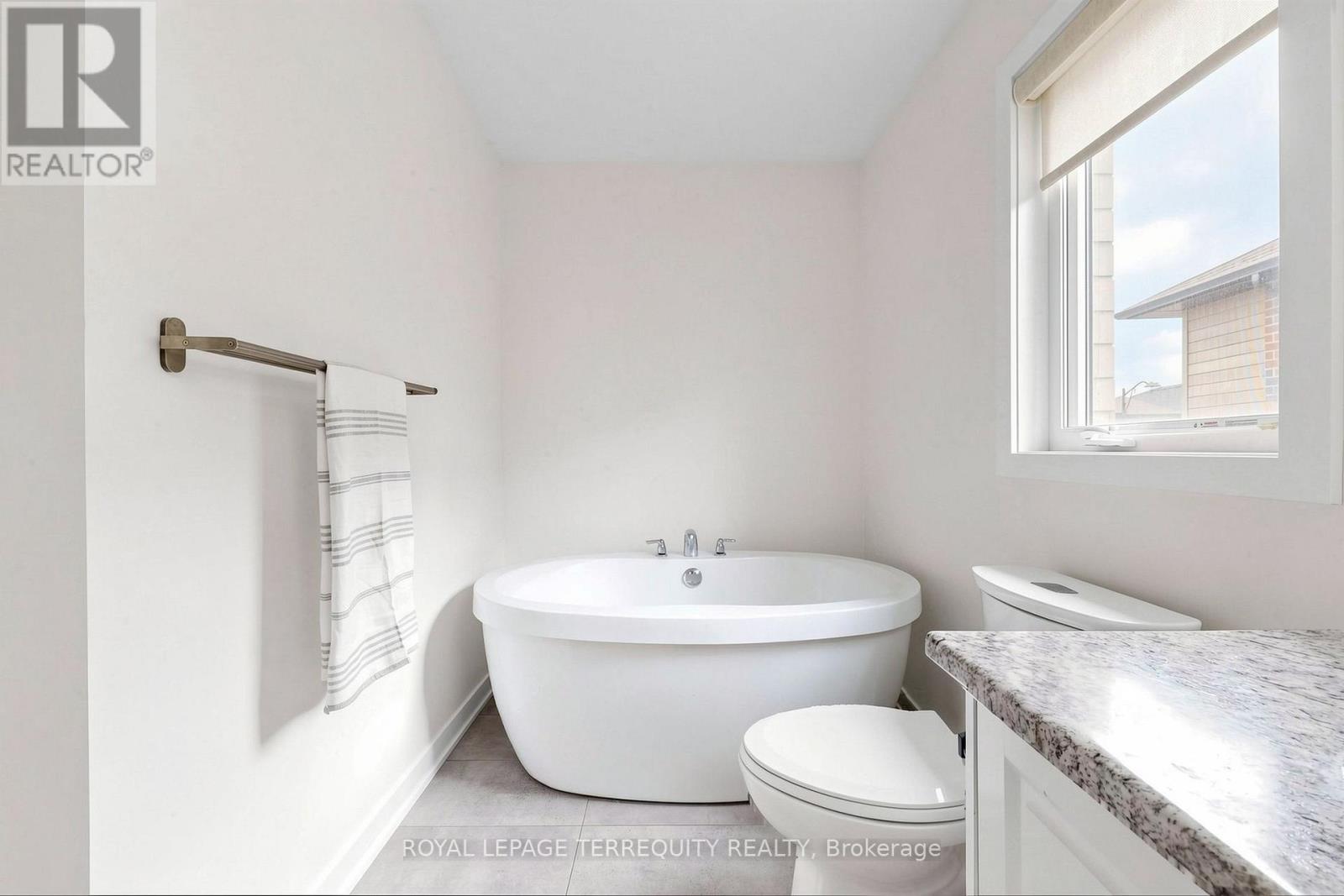 1456 Rose Way, Milton, Ontario  L9T 7E7 - Photo 27 - W13712360
