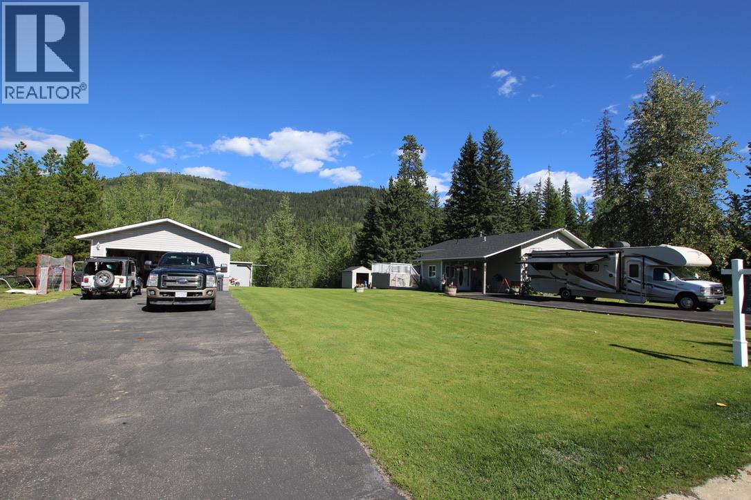 40/48 Kinuseo Place, Tumbler Ridge, British Columbia