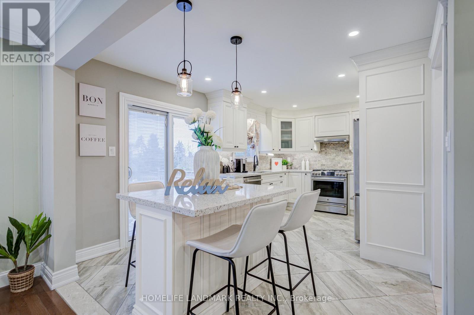 2105 Folkway Drive, Mississauga, Ontario  L5L 3G3 - Photo 15 - W13648904