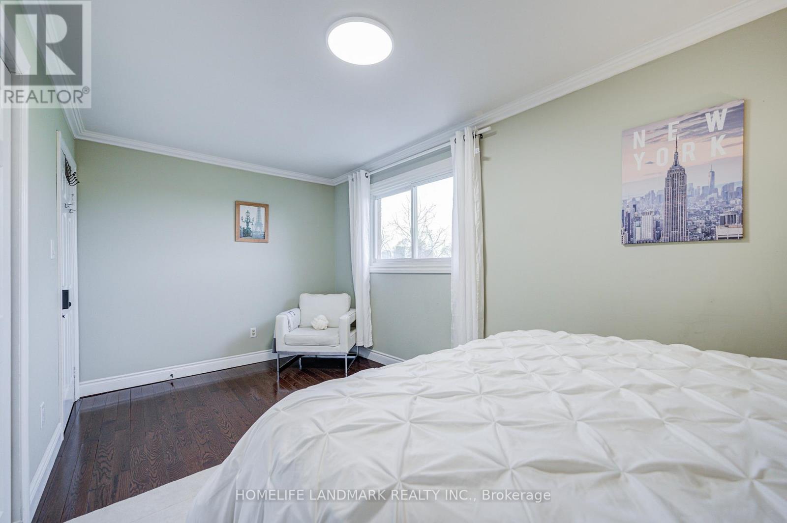 2105 Folkway Drive, Mississauga, Ontario  L5L 3G3 - Photo 24 - W13648904