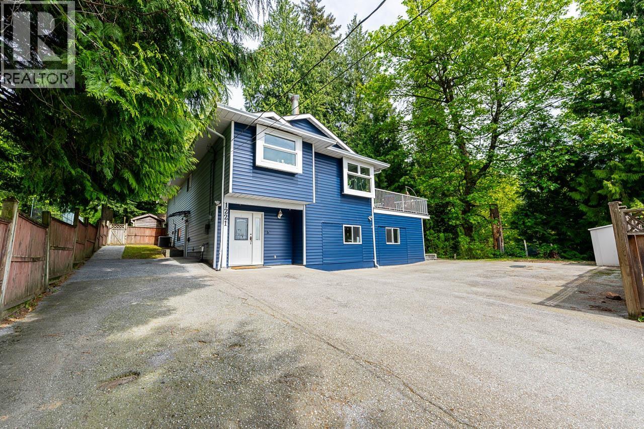 1221 ROCHESTER AVENUE, Coquitlam, British Columbia