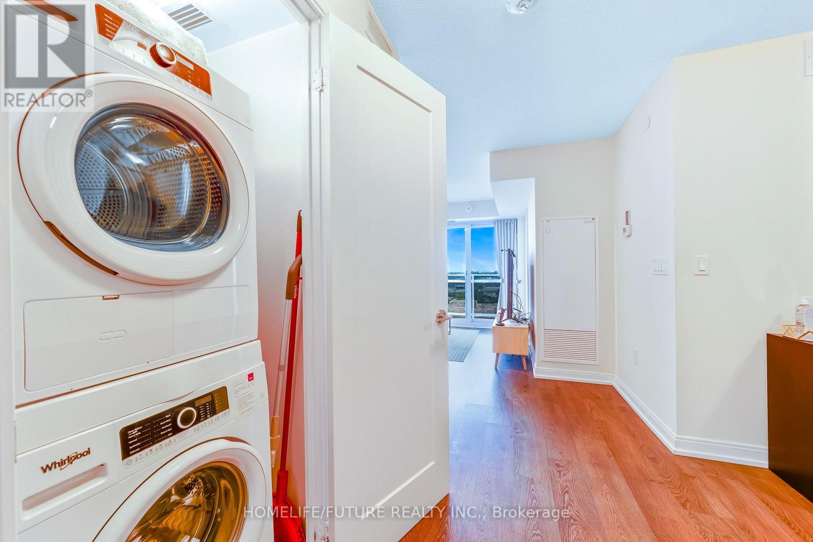 2815 - 275 Village Green Square, Toronto, Ontario  M1S 0L8 - Photo 25 - E13712370