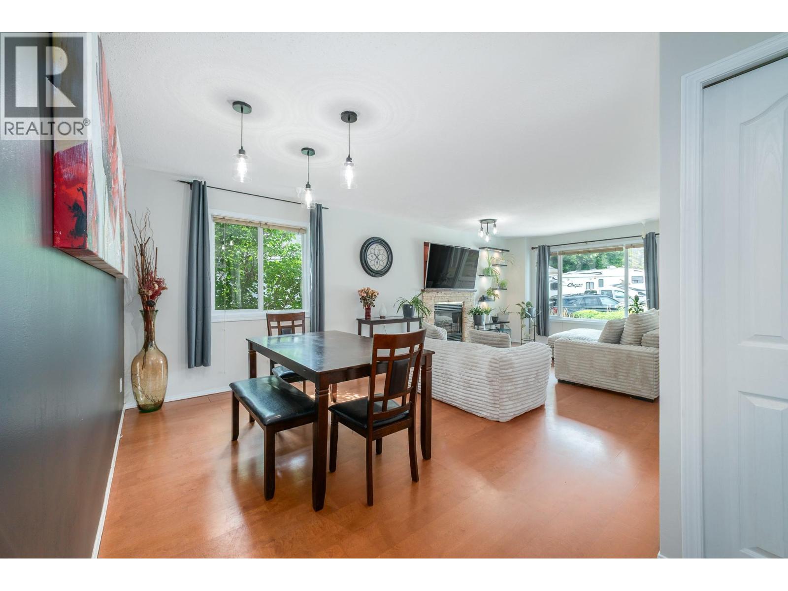 2643 Applegreen Court, West Kelowna, British Columbia  V1Z 3K8 - Photo 4 - 10393855