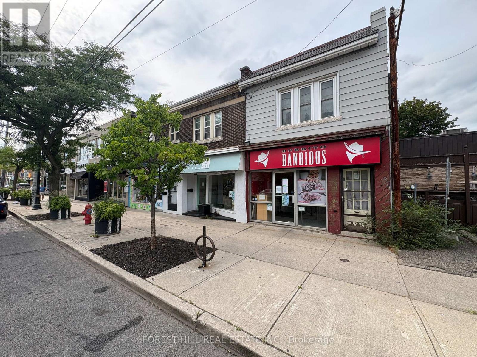 1028 KING STREET W, Hamilton, Ontario