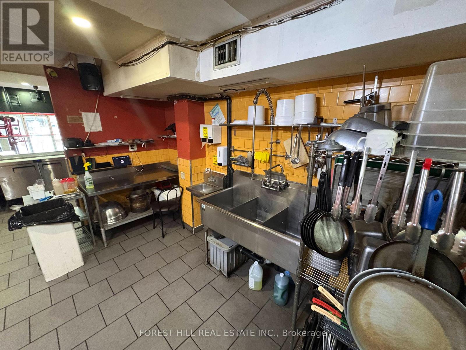 1028 King Street W, Hamilton, Ontario  L8S 1L5 - Photo 11 - X13712394