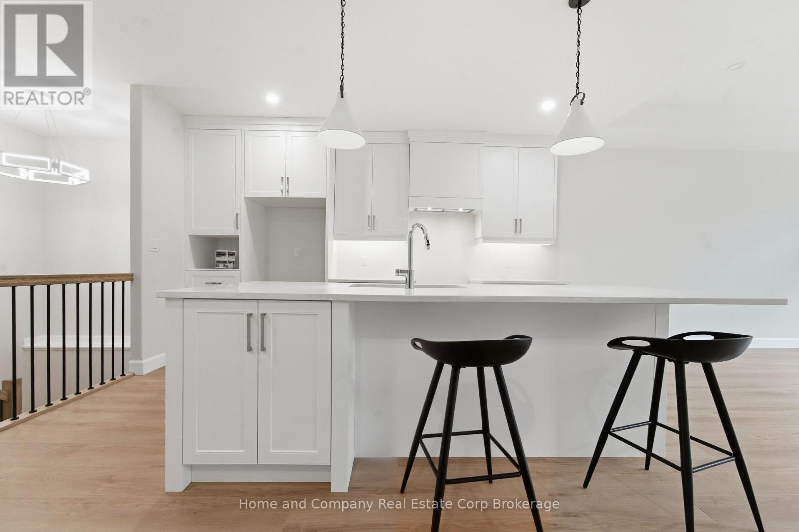 56 Deer Ridge Lane, Bluewater, Ontario  N0M 1G0 - Photo 12 - X12277421