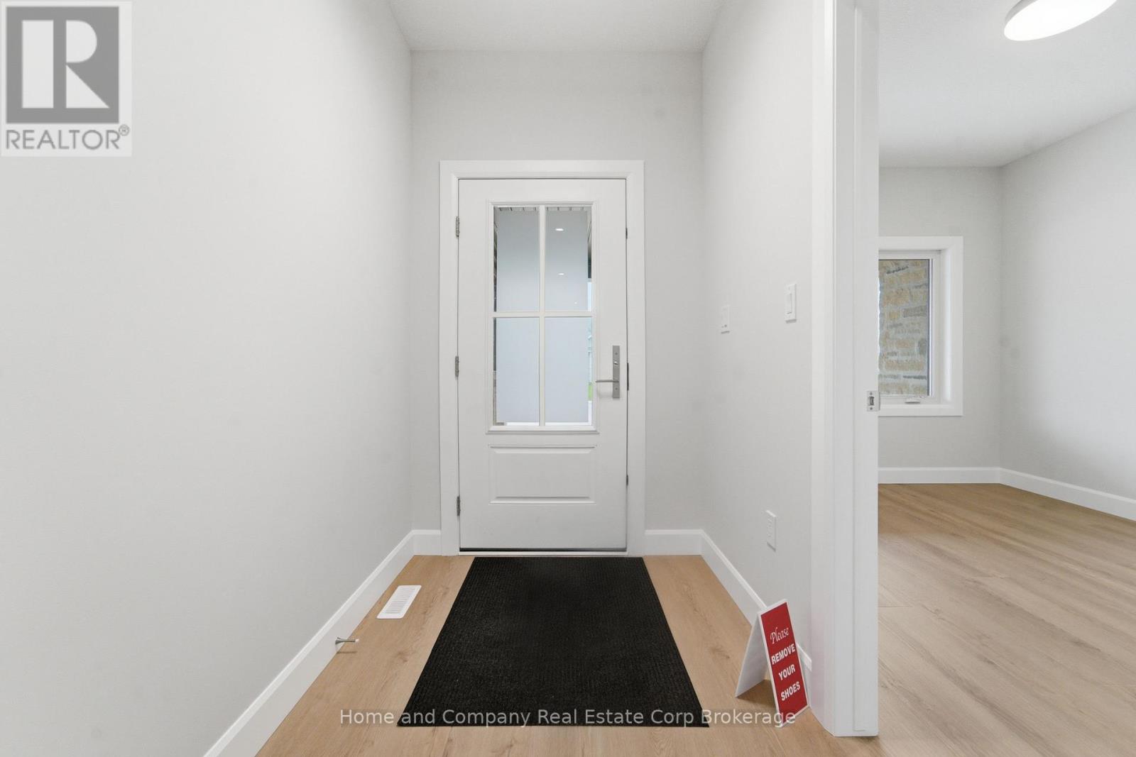56 Deer Ridge Lane, Bluewater, Ontario  N0M 1G0 - Photo 5 - X12277421