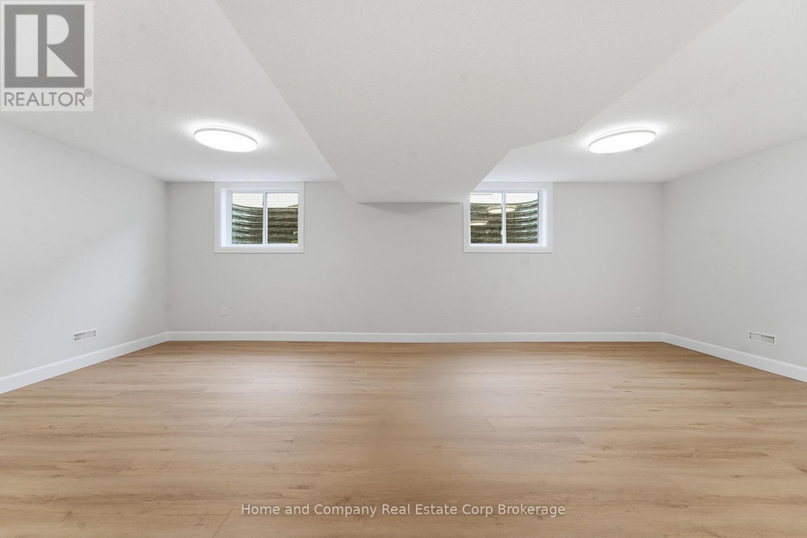 56 Deer Ridge Lane, Bluewater, Ontario  N0M 1G0 - Photo 31 - X12277421