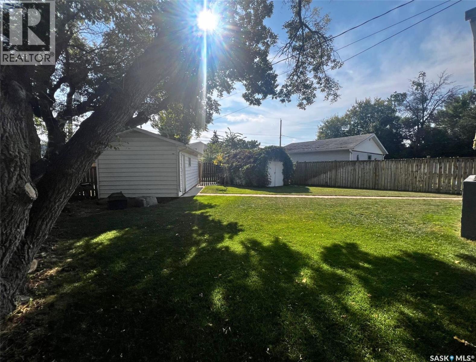 135 5th Avenue Se, Swift Current, Saskatchewan  S9H 3M8 - Photo 20 - SK046472
