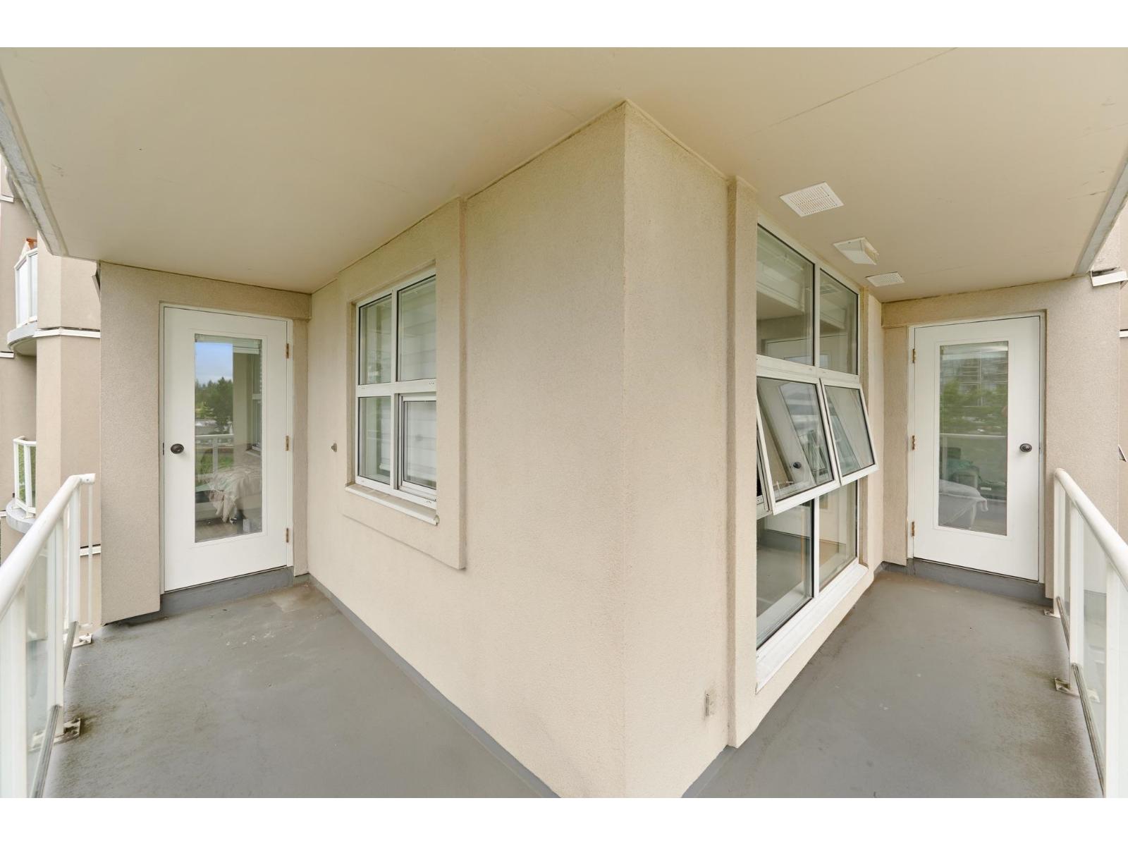 705 10523 University Drive, Surrey, British Columbia  V3T 5T8 - Photo 10 - R3158908