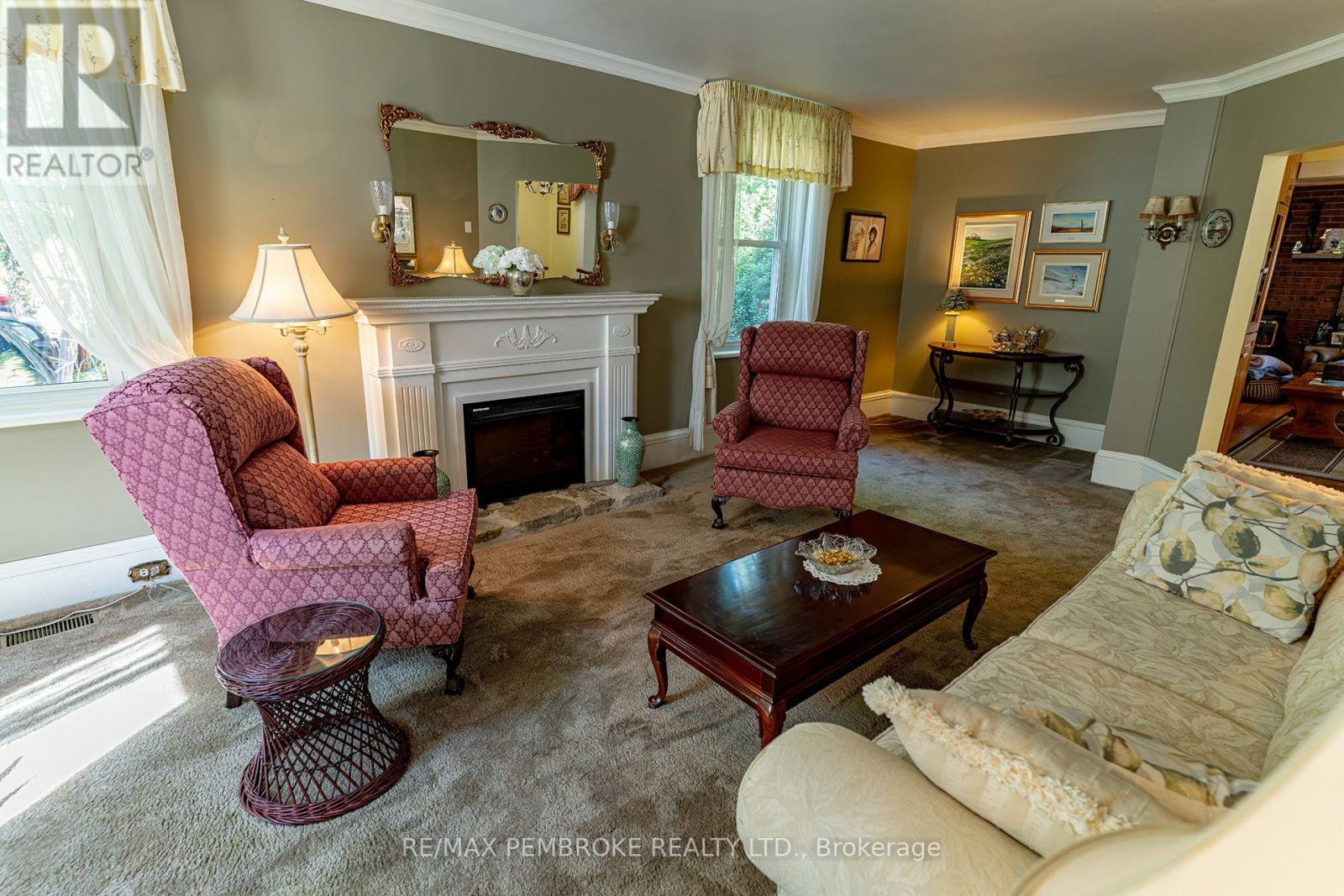 225 Mary Street, Pembroke, Ontario K8A 5V9 - Photo 7 - X13712412
