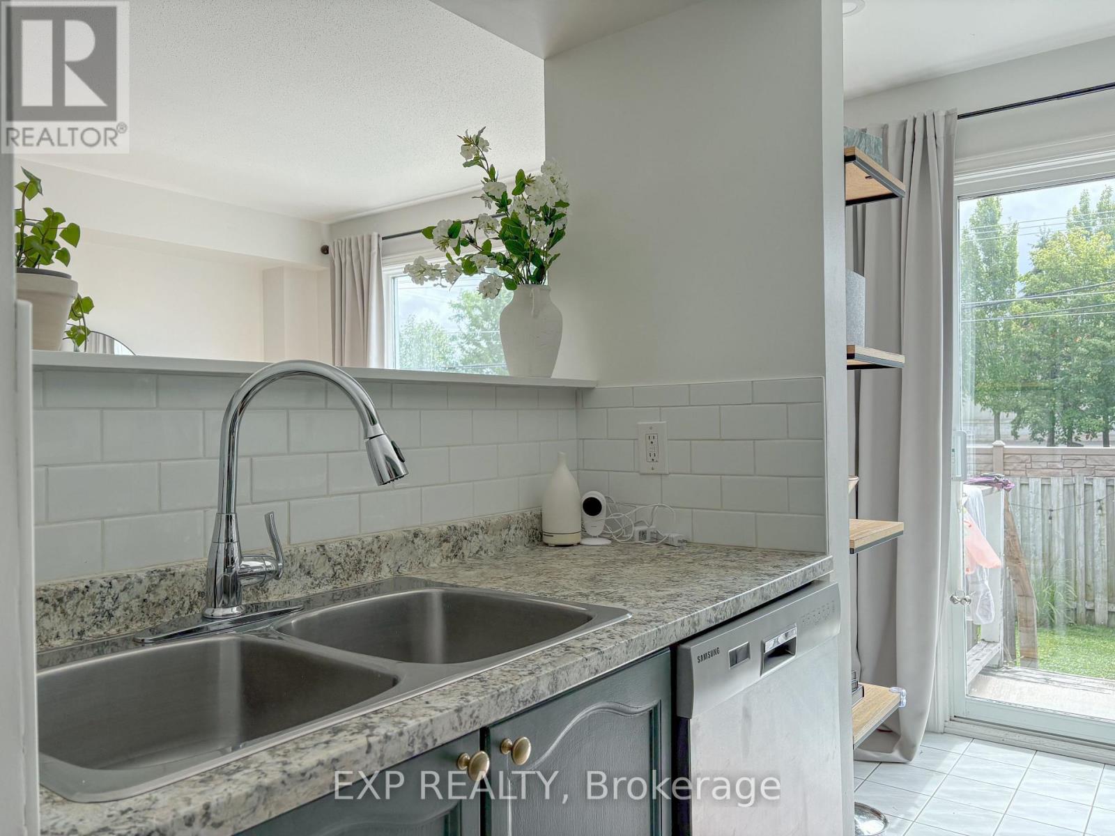 16 Crampton Drive, Carleton Place, Ontario  K7C 4P7 - Photo 13 - X13712422