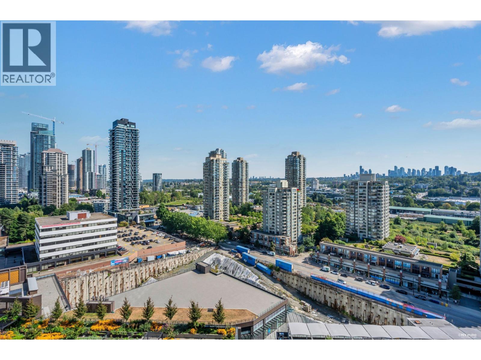 1611 2108 GILMORE AVENUE, Burnaby, British Columbia