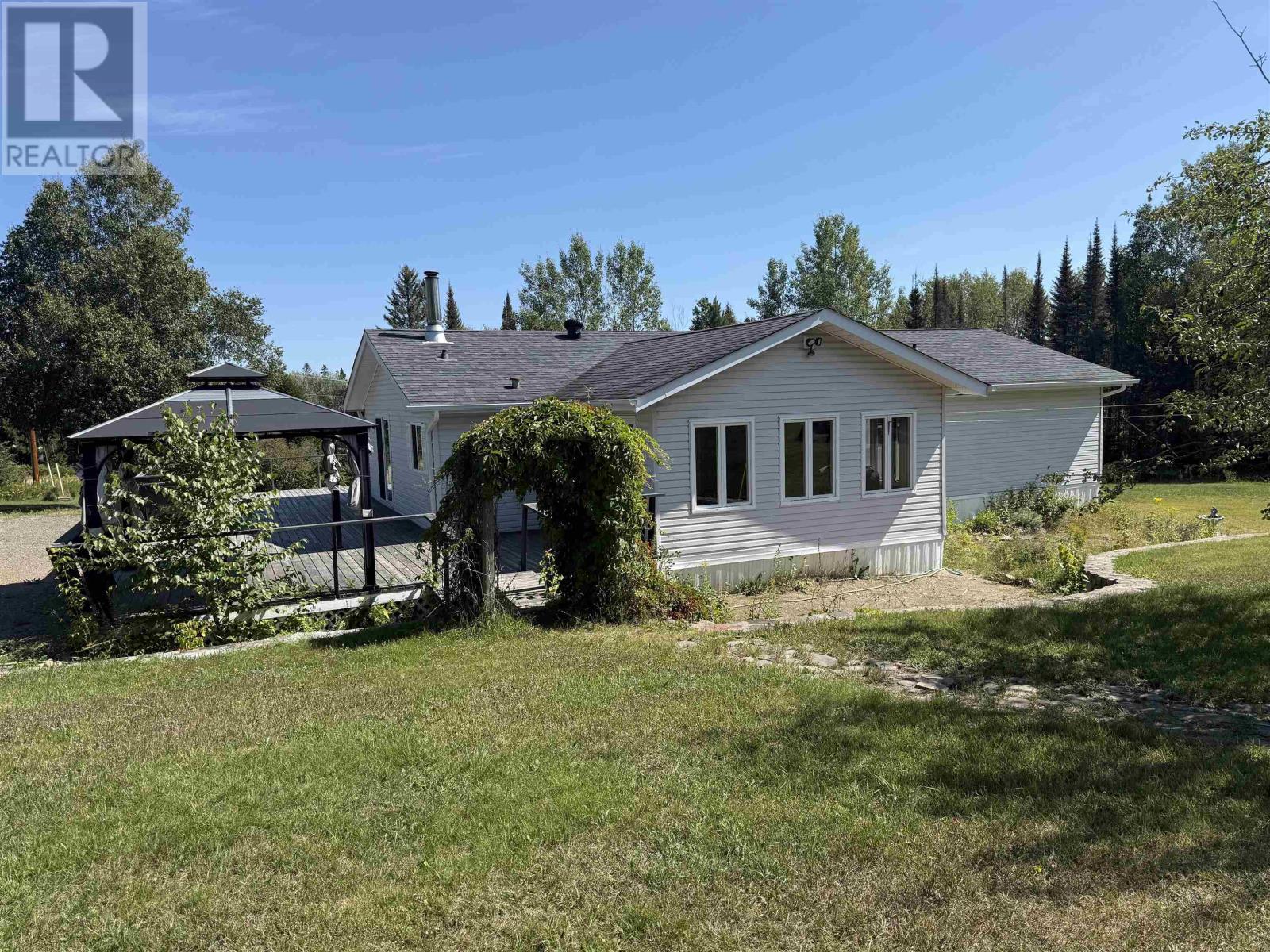 7 Kari CT, Gorham, Ontario