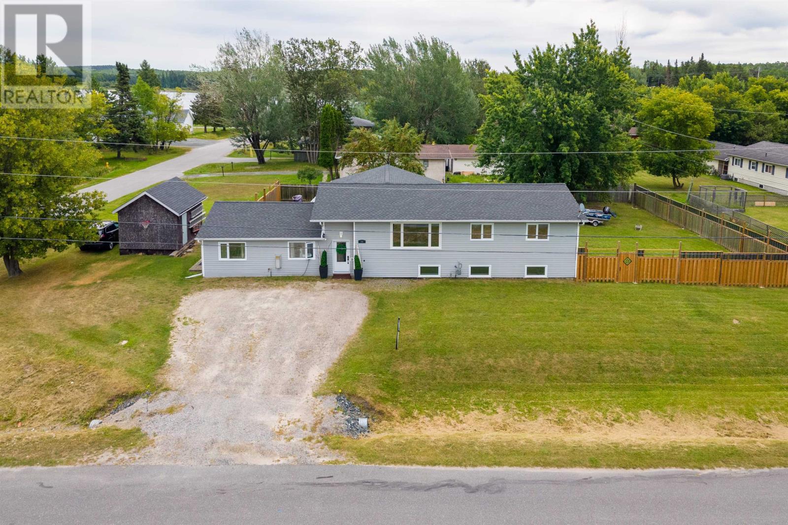 25 Park Avenue, Kenora, Ontario