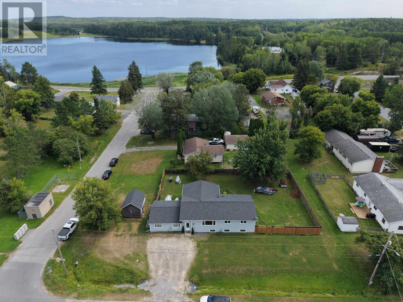 25 Park Avenue, Kenora, Ontario  P9N 3W8 - Photo 5 - TB2602520