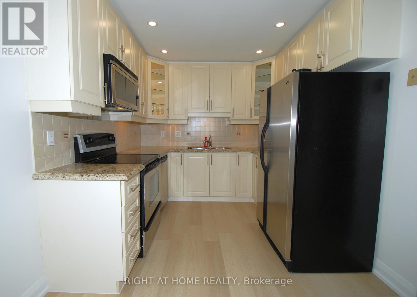 59 Cheryl Shepway, Toronto, Ontario  M2J 4R5 - Photo 17 - C13138042