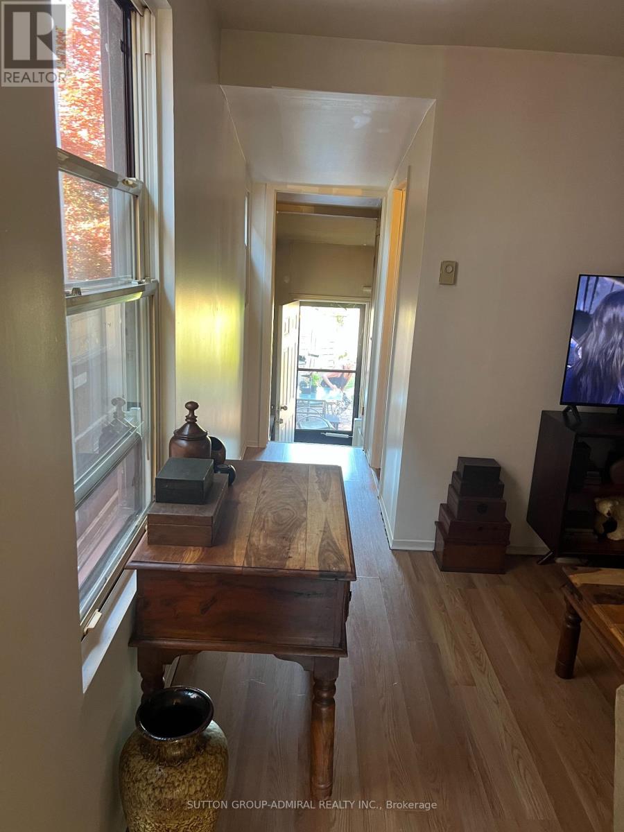 128 Spears Street, Toronto, Ontario  M6N 3X7 - Photo 3 - W13072770
