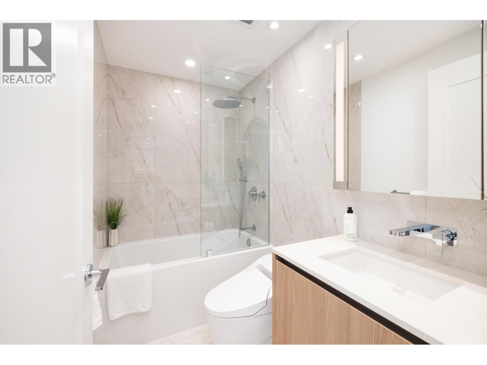 1307 135 E 13th Street, North Vancouver, British Columbia  V7L 0J8 - Photo 10 - R3144432