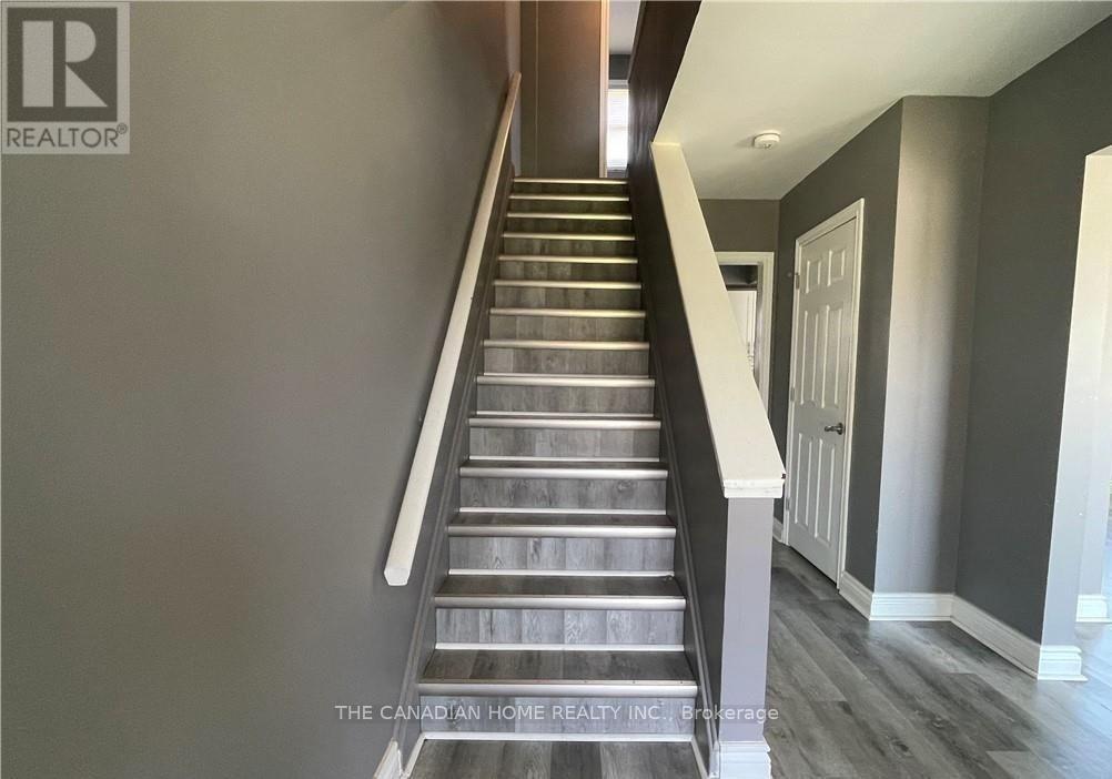 7265 Fern Ave Avenue, Niagara Falls, Ontario L2G 5H3 - Photo 4 - X13712424