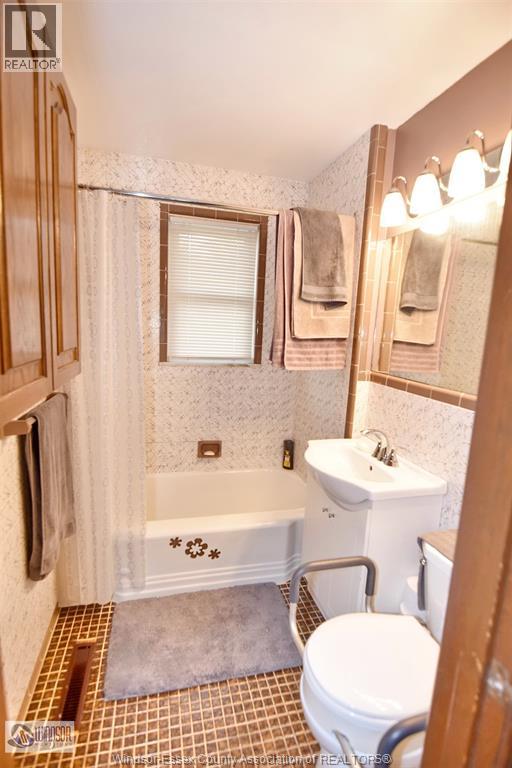 1534 Pillette Road, Windsor, Ontario  N8Y 3C2 - Photo 17 - 26020758