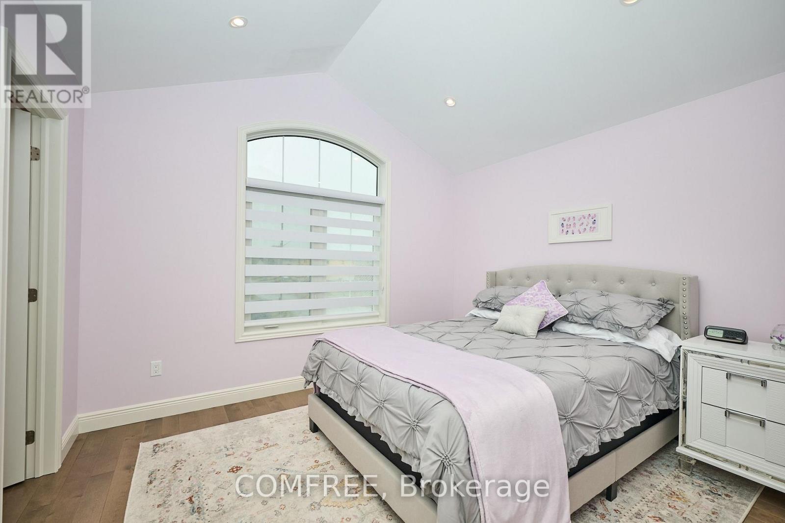 8880 Angie Drive, Niagara Falls, Ontario  L2H 3W8 - Photo 9 - X13712434